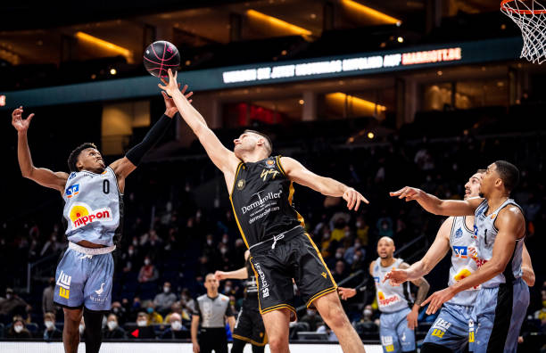 老兵总是在 老兵总是在