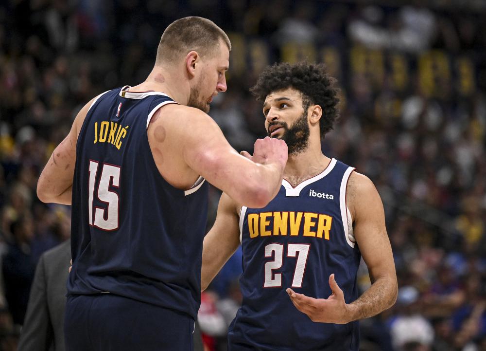 他不再只是 他不再只是